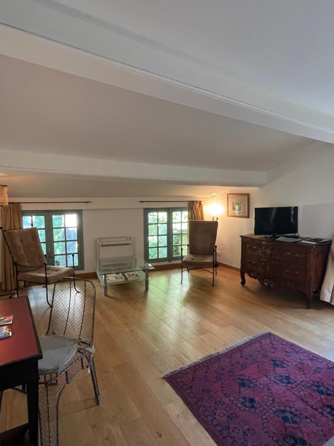 Face Au Palais Bed & Breakfast Avignon